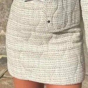 Zara NWT Textured Quilted Mini Skirt Small Beige